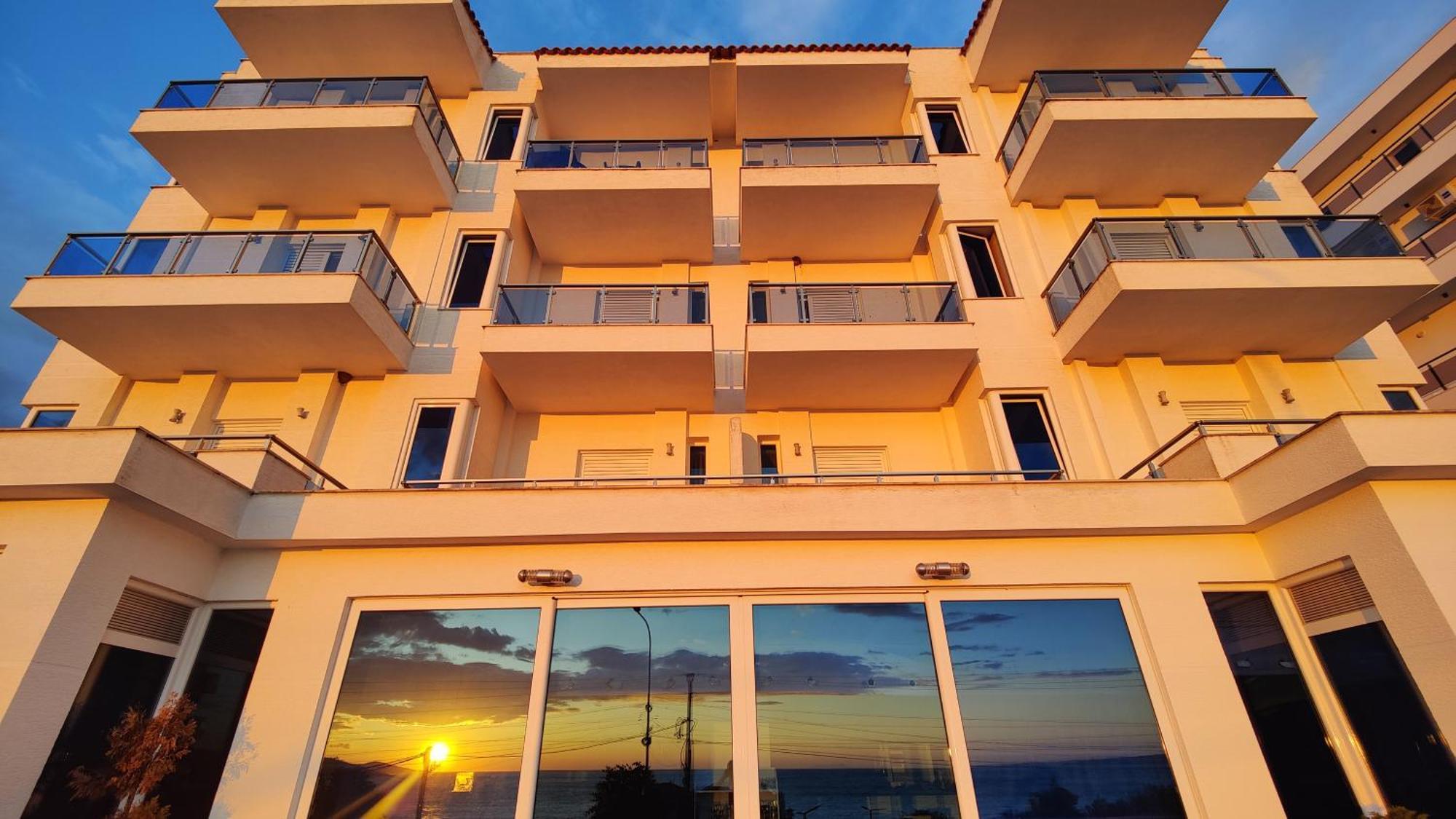 Hotel Agel Sarandë Exteriör bild